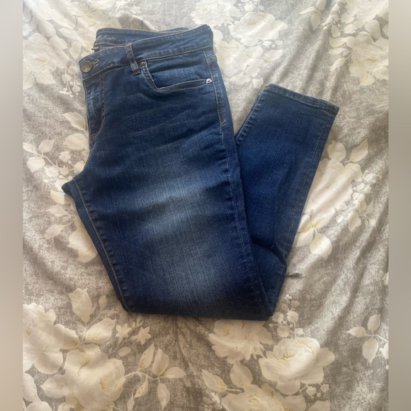KUT Toothpick Skinny - Picture 2 of 11